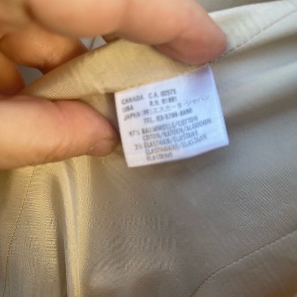 ESCADA blazer! Sits at hip-Worn with love, I’m sorry I haven’t ironed, read why - Picture 5 of 16